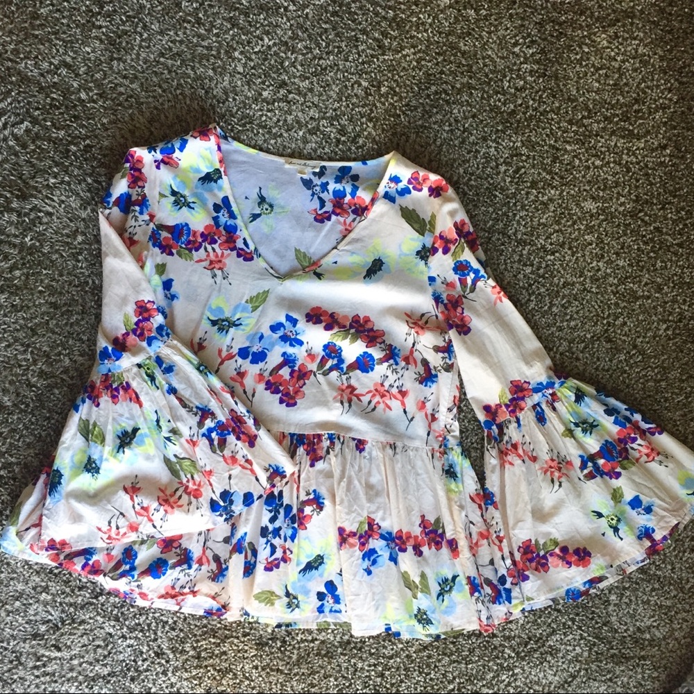 Floral Bell Sleeve Top